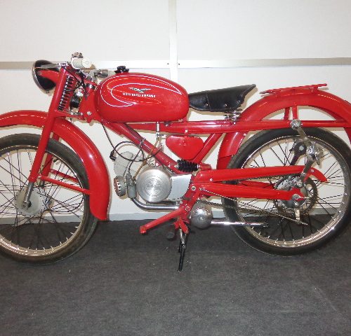 MOTO GUZZI CARDELLINO 73 RESTAURADA