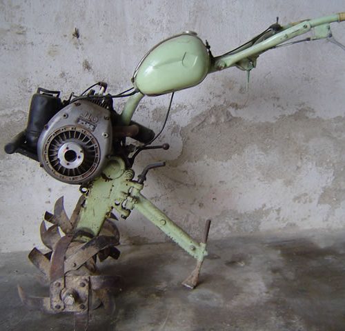 MOTOCULTOR JLO, FUNCIONANDO.