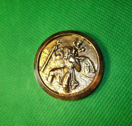 PLACA SAN CRISTOBAL DE 4CM DIAMETRO, COLOR ORO