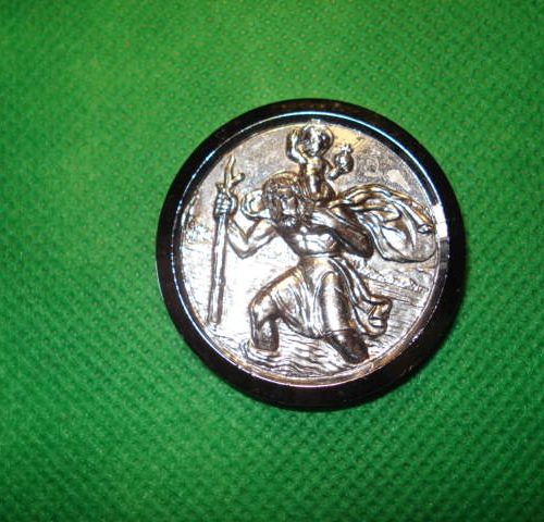 PLACA SAN CRISTOBAL DE 4CM DIAMETRO, COLOR PLATA.