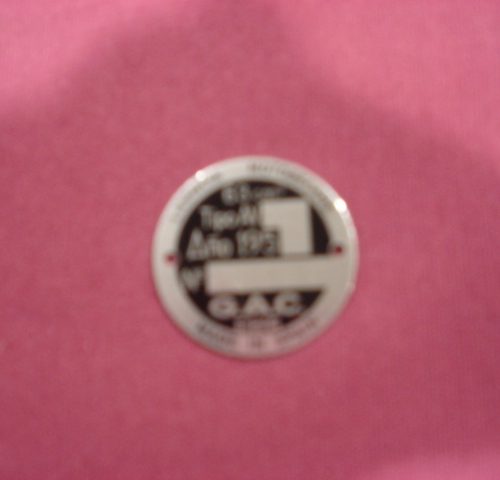 ANAGRAMA MOBYLETTE AÑOS 50 METALICO