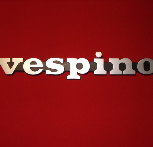 ANAGRAMA VESPINO 20 CM LONG