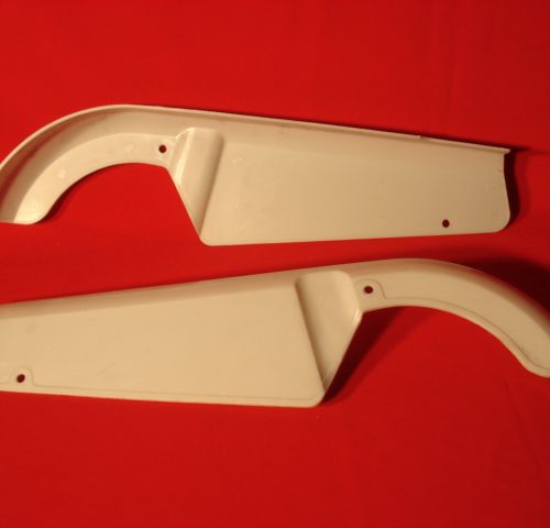 CUBRECADENAS BULTACO MERCURIO, 155, DE PLASTICO GRIS ORIGINAL.