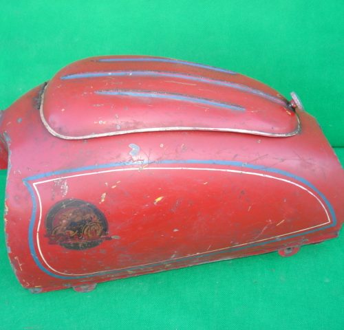 DEPOSITO DERBI 125 CARENADA. REF 231