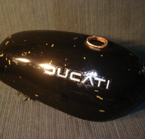 DEPOSITO DUCATI ROAD 250 Y 350.