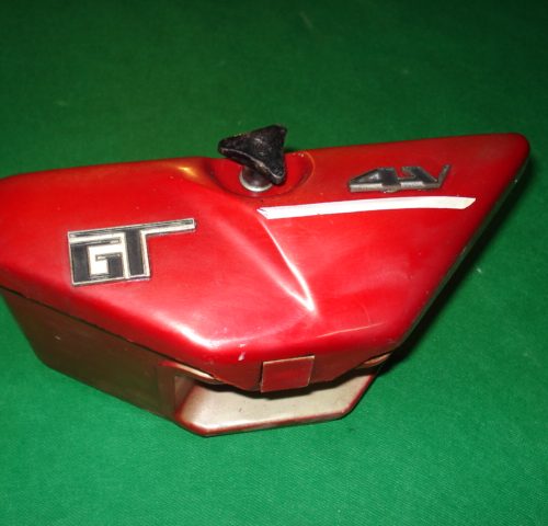 CAJA HERRAMIENTAS DERBI GT 4V