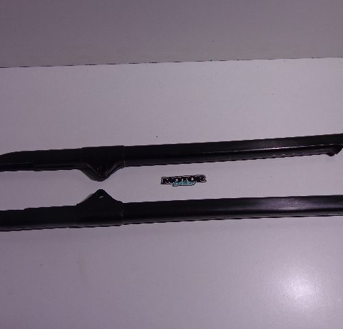 Cubrecadenas Montesa Cota 123,200 blanca,242,304,307,309,330,335