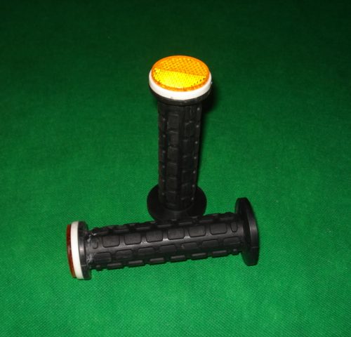 PUÑOS DE BICICLETA CON REFLECTANTE DE 22mm