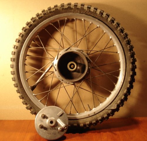 RUEDA BULTACO FRONTERA MK10,11, DELANTERA. 3.00X21 REF RU 60