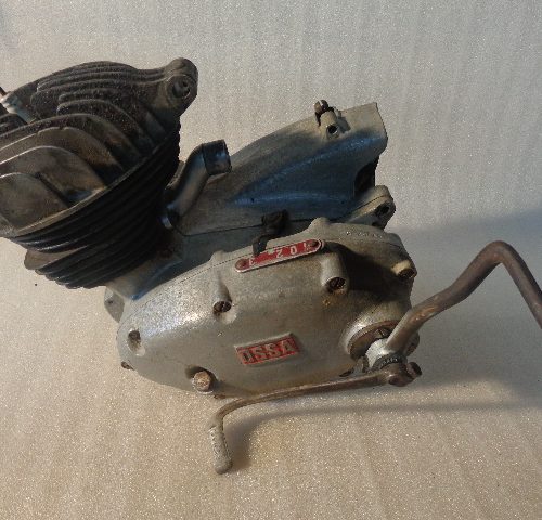 MOTOR OSSA 125 B NUM M-26649 (agarrado)