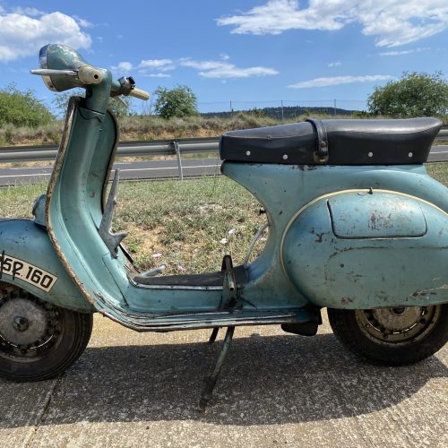 Vespa 150 S de 1962 verde metalizada